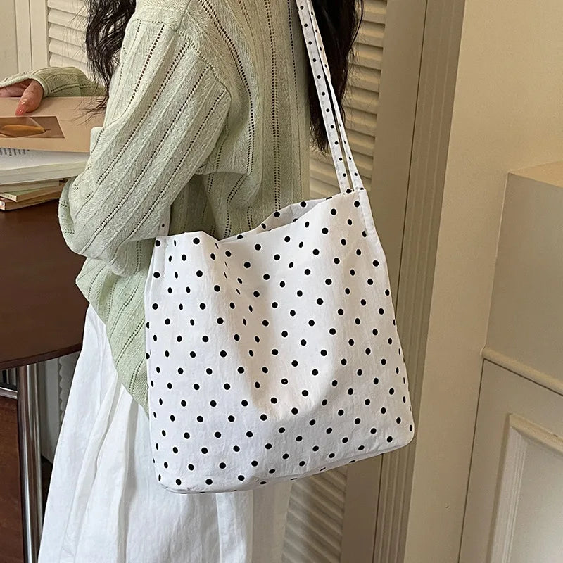 Women Large Capacity Polka Dot Tote Bag Niche Design Versatile Shoulder Bucket Bag Fashion Daily Handbag