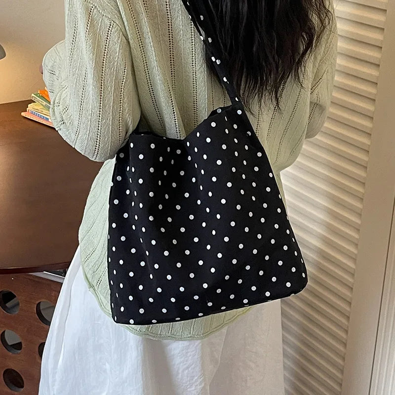 Women Large Capacity Polka Dot Tote Bag Niche Design Versatile Shoulder Bucket Bag Fashion Daily Handbag