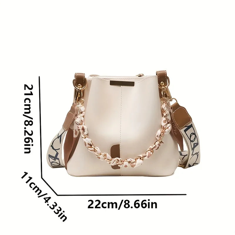 New Luxury Fashion Women's Shoulder Bag Large Capacity Bucket Bag With Ribbon Chain Crossbody Bag Commuting