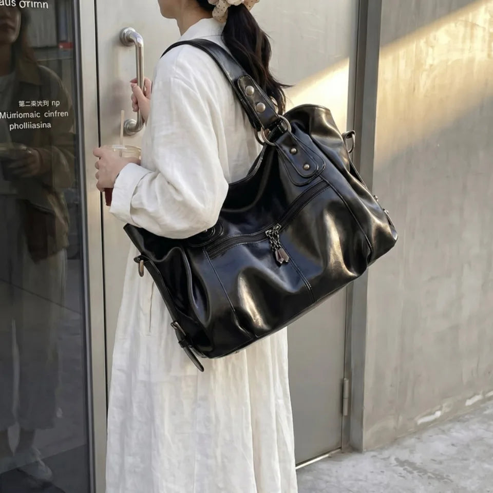 Luxury Shoulder Bag for Women 2026 New Casual Crossbody Bag Ladies Daily Commute Handbag Large Capacity Soft PU Leather Tote Bag
